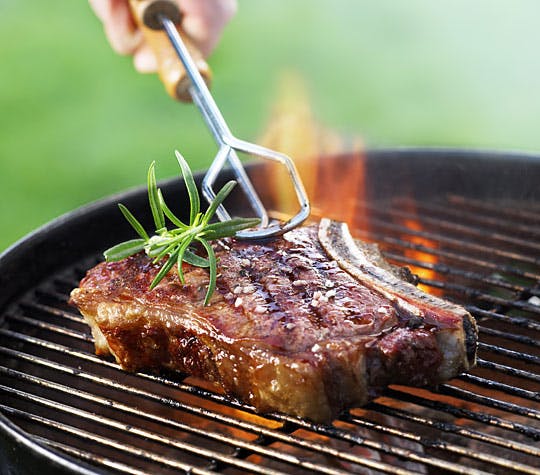 BBQthingz™ | How to grill the perfect ribeye steak on a gas grill?